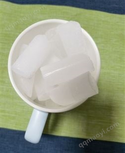 干冰固态二氧化碳食品级冷藏冷冻低温可食用零下78度鑫诚冒烟