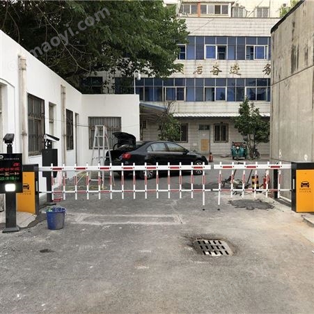 可选栅栏道闸厂家直杆道闸小区自动升降杆 单层栅栏式道闸机 栅栏道闸停车场栅栏道闸