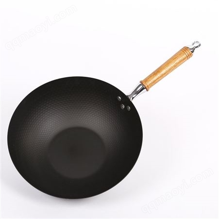 可另配木铲，挂件、套装均可厂家供应日式黑钻铁锅 不粘铁锅 厂家供应 量大优惠